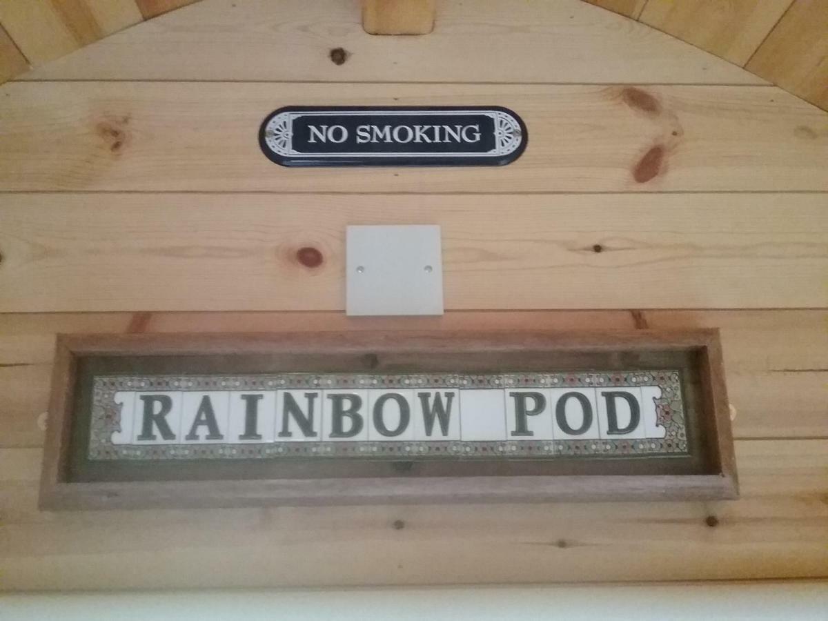 米尔敦马尔贝The Rainbow Pod别墅 外观 照片
